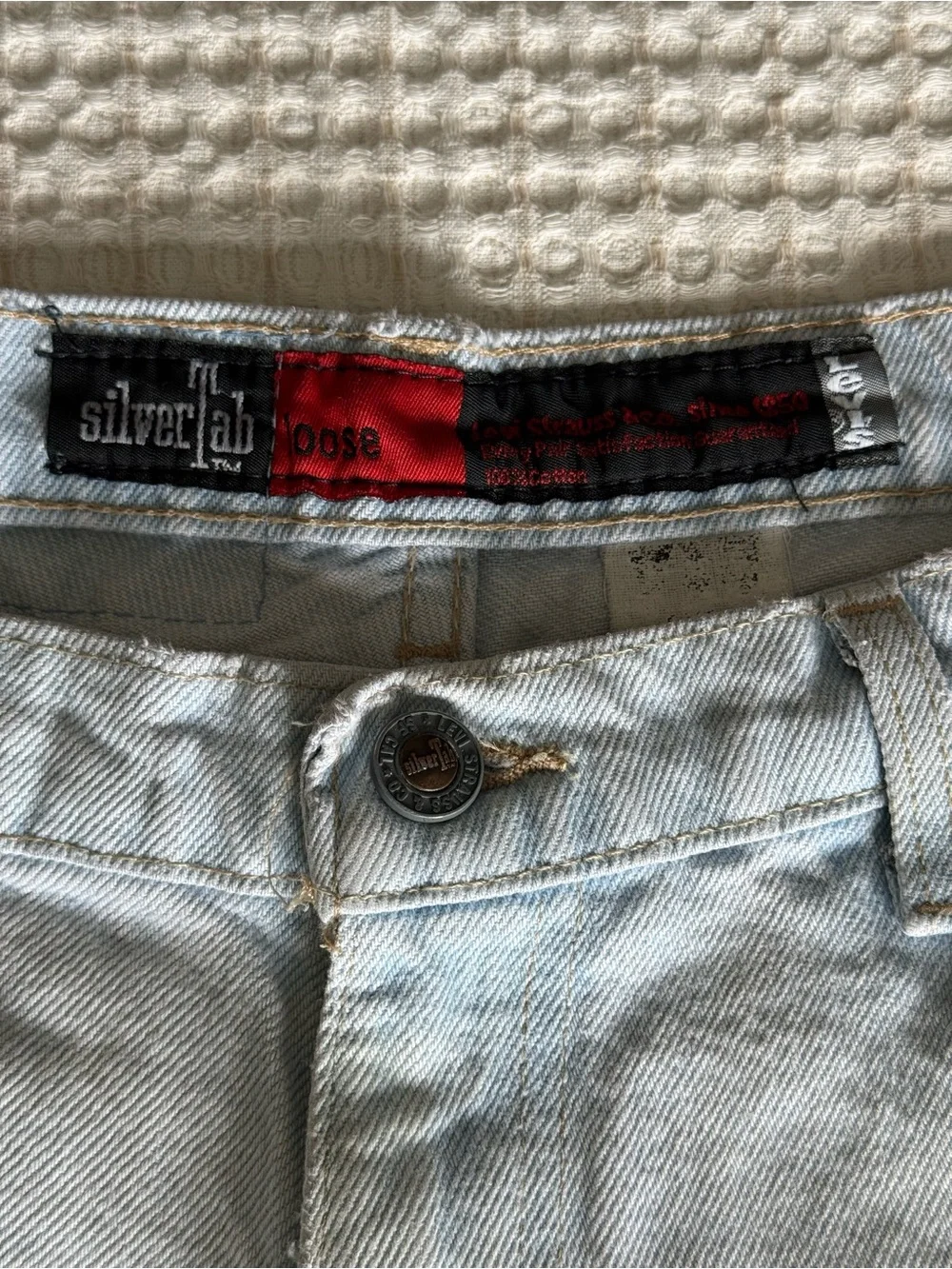 Rare Vintage Silver Tab Levi’s Jeans Light Wash Denim Shorts great quality denim - Picture 10 of 14
